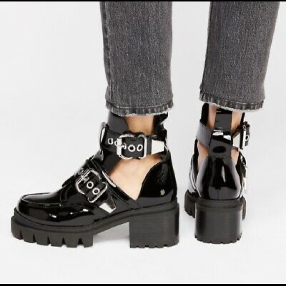 Jeffrey Campbell Shoes | Jeffrey Campbell Craven Short | Color: Black | Size: 7.5 | Buzzbuzzshop's Closet